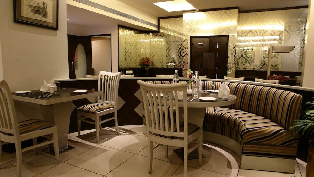 Фото Gemini Continental Lucknow