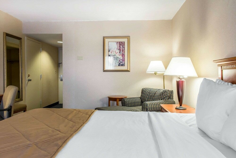 Фото Clarion Hotel & Conference Center