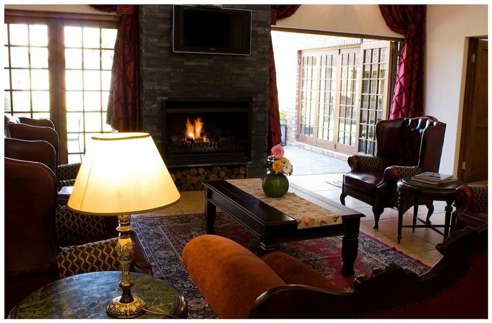 Фото Alveston Manor