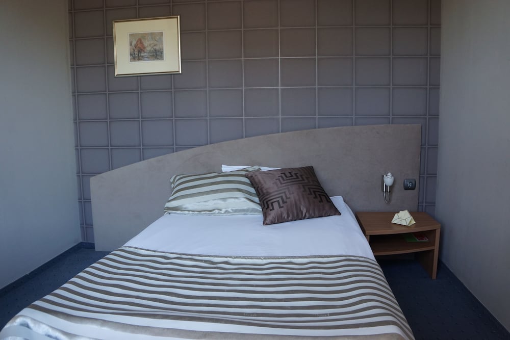 Фото Hotel Triada