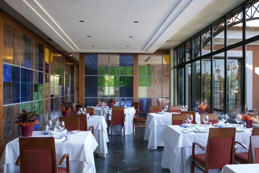 Фото Hotel Les Rotes