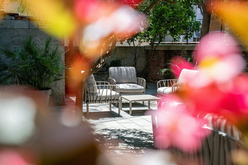 Фото Azur Palace Luxury Rooms