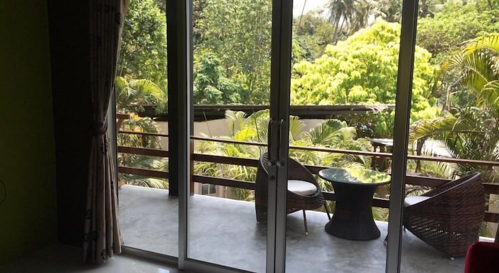 Фото In Touch Resort