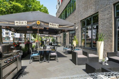 Внешний вид отеля INNSiDE by Meliá Frankfurt Ostend в Франкфурте-на-Майне, фото 3