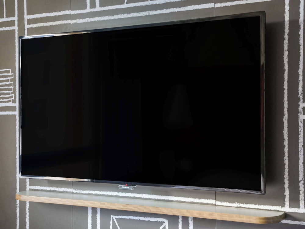 Фото Ibis Paris Rueil Malmaison