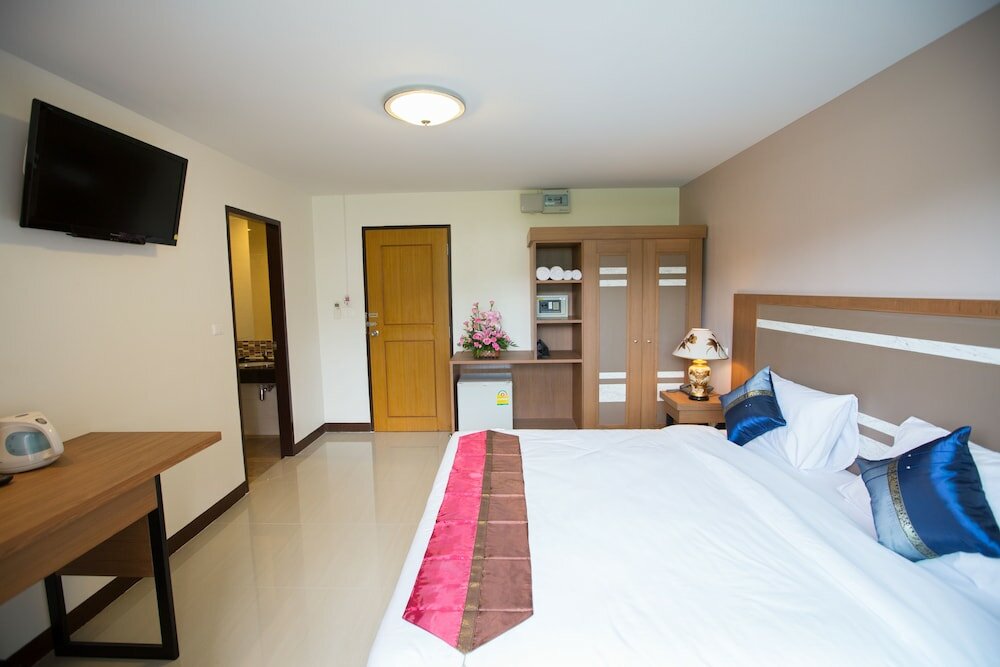 Фото Patong V Hotel