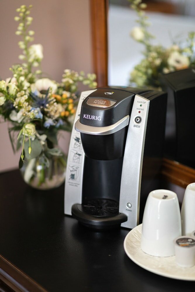 Фото Crabtree's Kittle House Restaurant & Inn