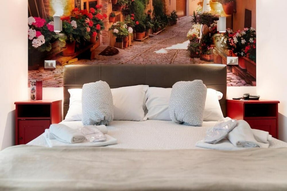 Фото Merulana Star