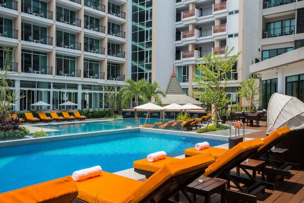 Фото J Inspired Hotel Pattaya