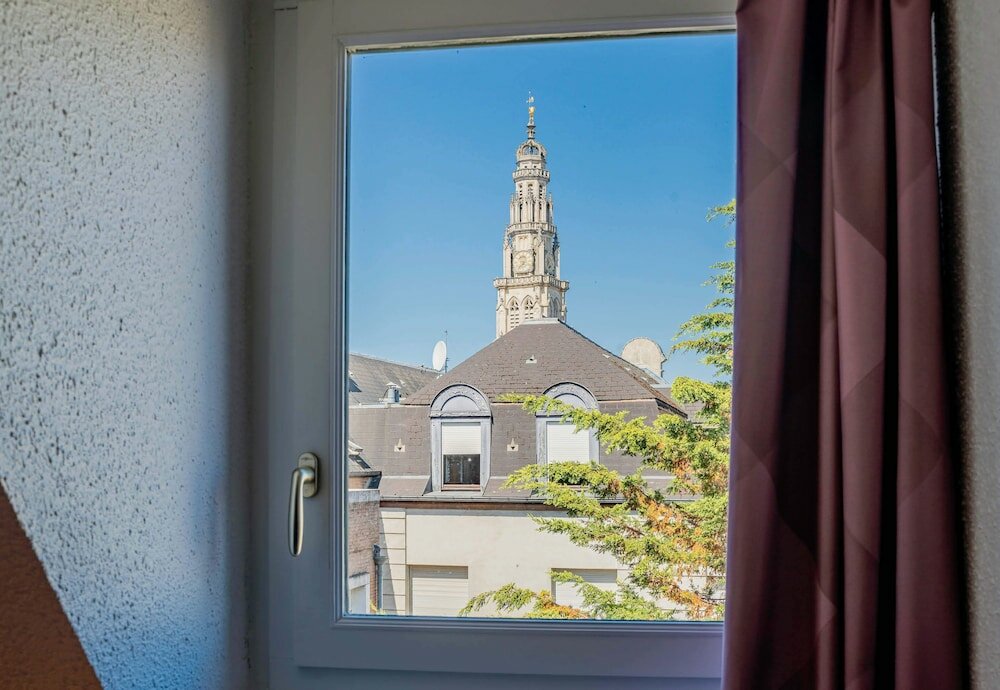 Фото B&b Hotel Arras Centre les places