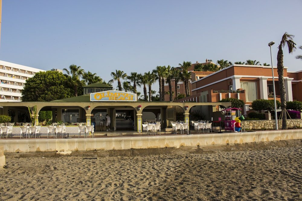 Фото Playacapricho Hotel