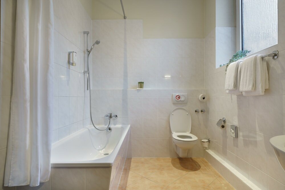 Фото Novum Hotel Continental Hamburg Hauptbahnhof