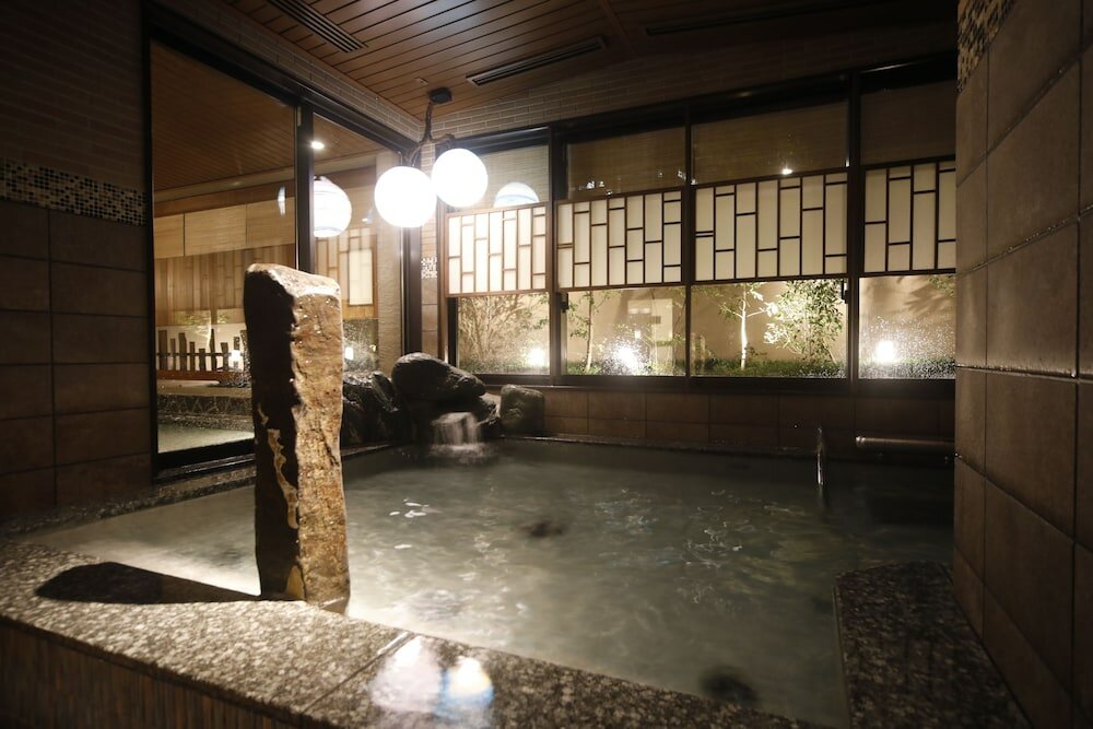 Фото Dormy Inn Premium Osaka Kitahama Hot Springs