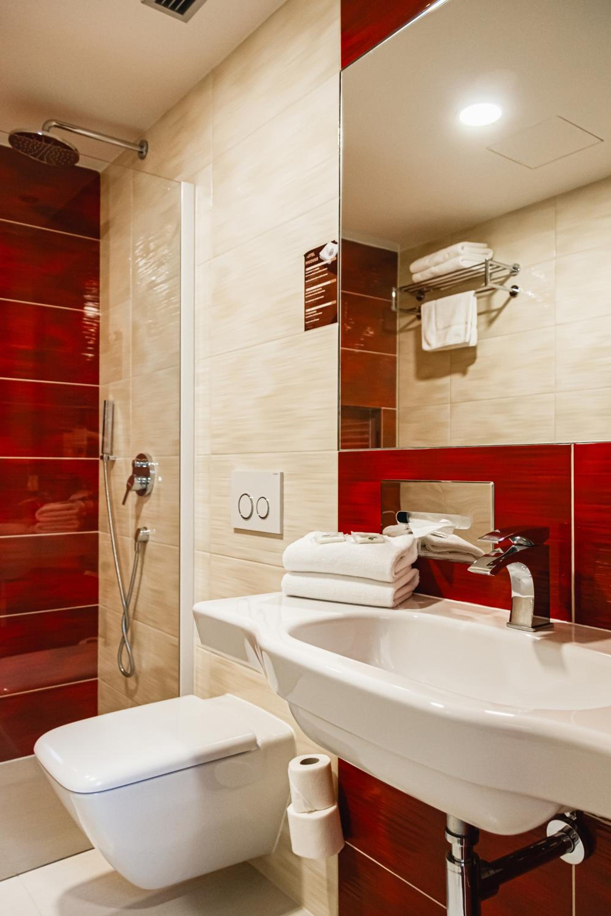 Фото Hotel Pivovar