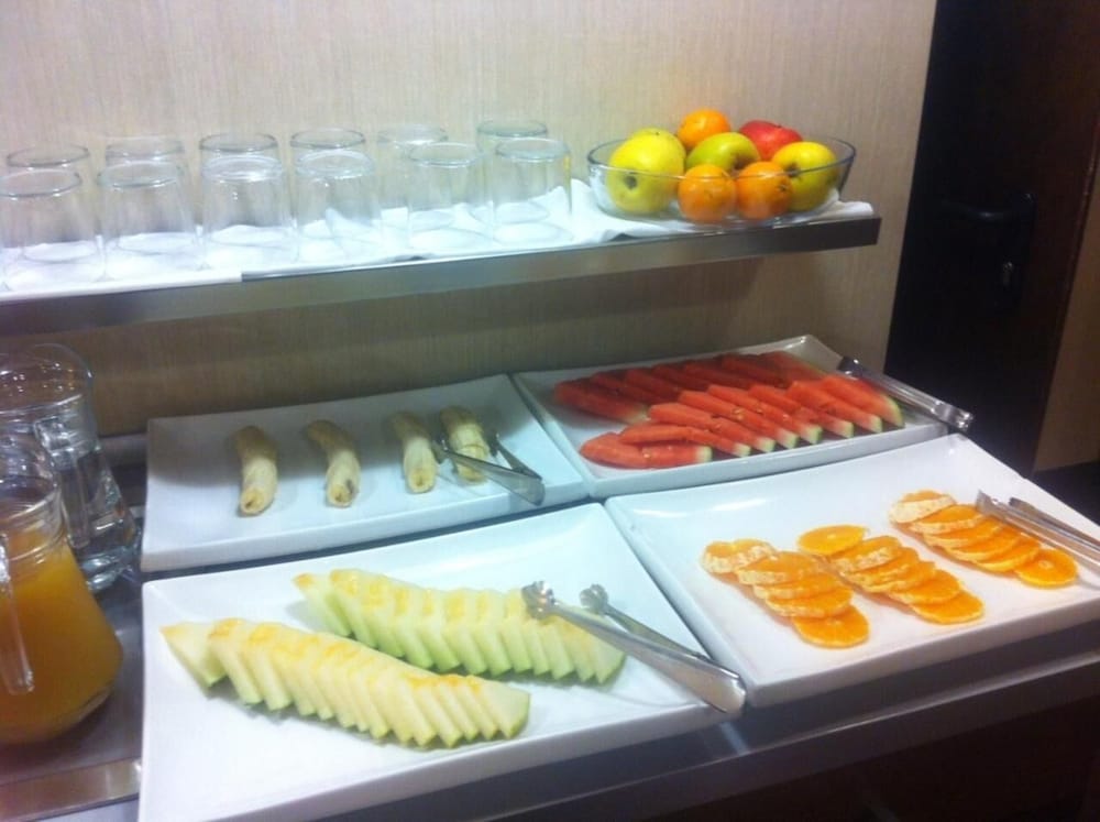 Фото Hotel Dinastía