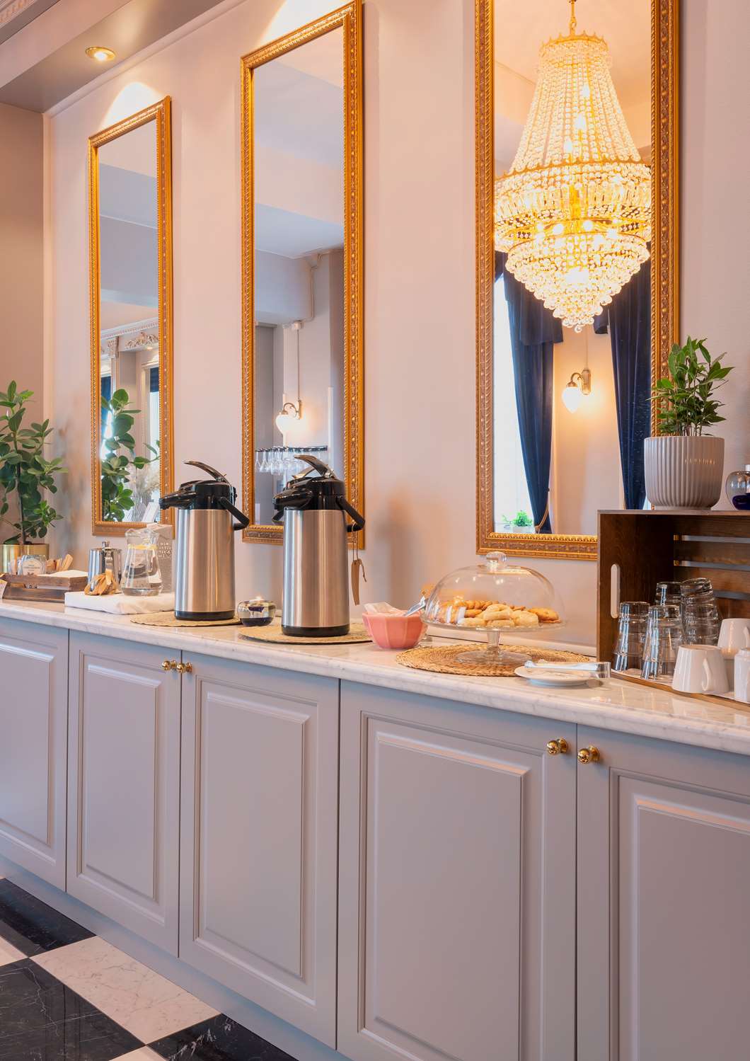 Фото Hotel Gamla Stan