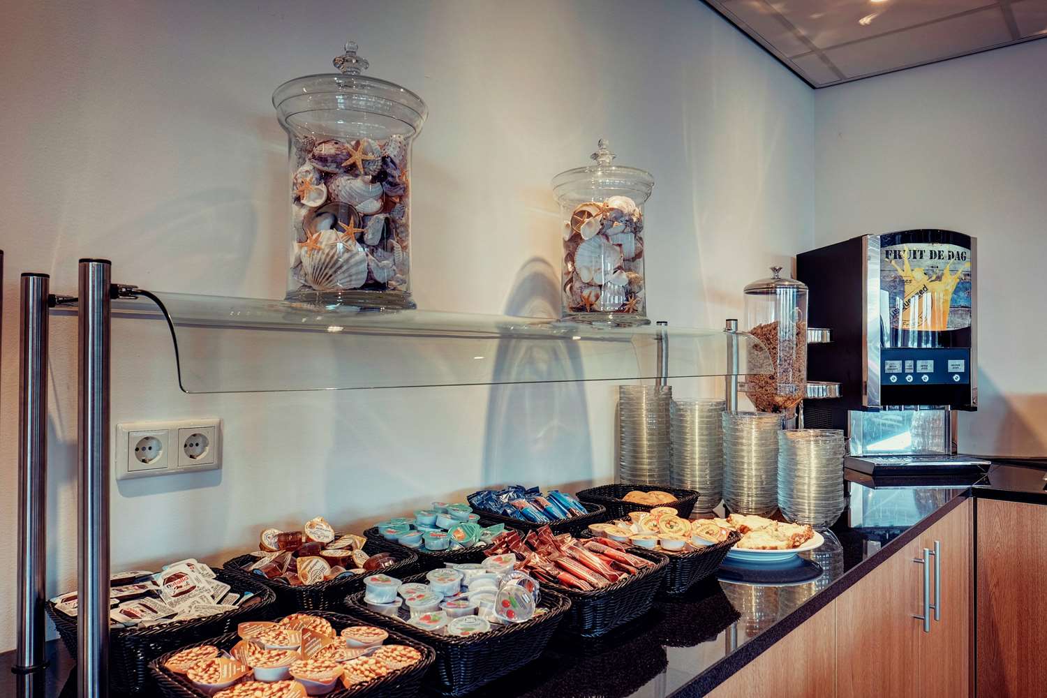 Фото Amedia Amsterdam Airport, Trademark Collection by Wyndham