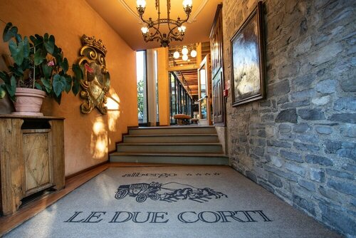 Гостиница Hotel Due Corti в Комо