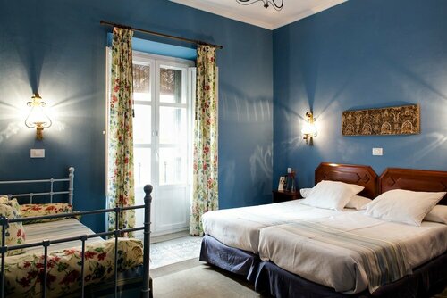 Внешний вид отеля Hotel Abanico в Севилье, фото 3