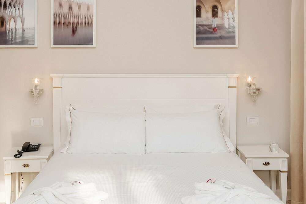 Фото Ih Hotels Venezia Salute Palace