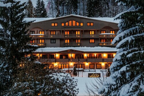 Внешний вид отеля Hotel Spinale в Пинцоле, фото 5