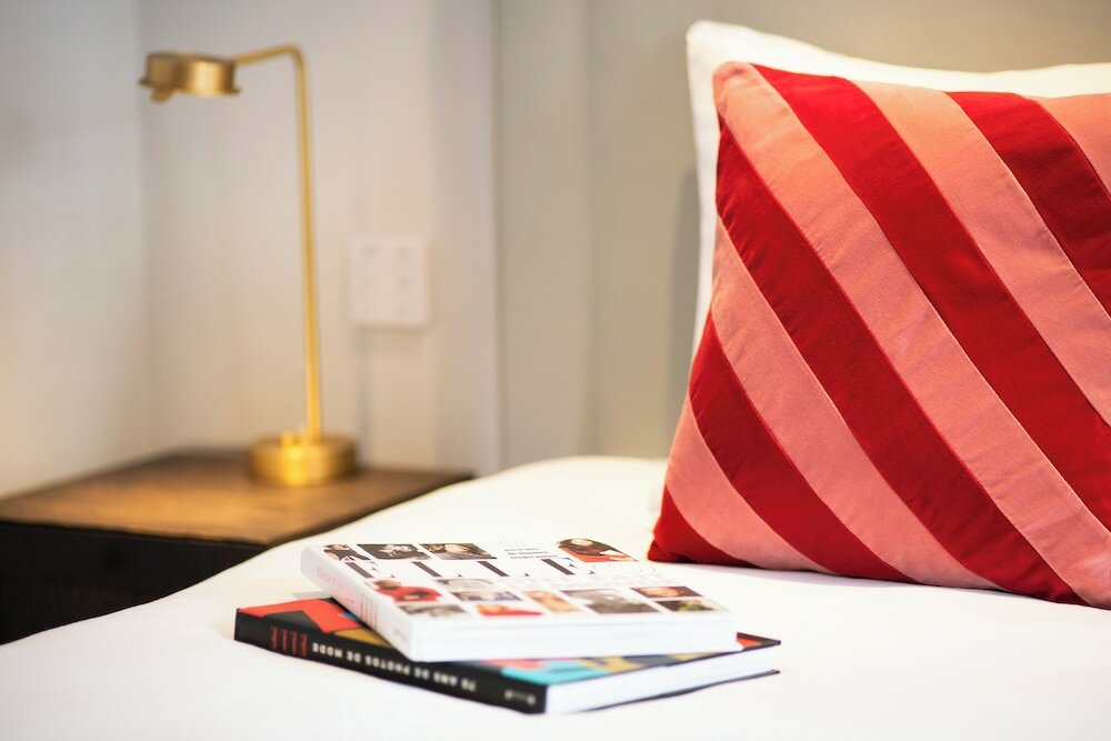 Фото Pillows Anna van den Vondel