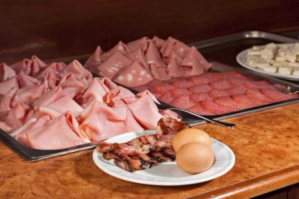 Фото Hotel La Paul