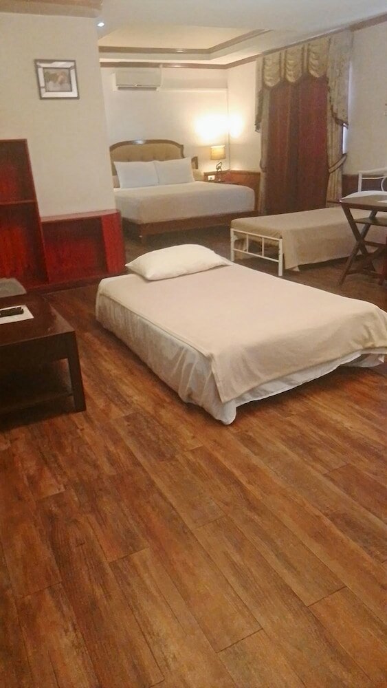 Фото Dulcinea Hotel and Suites