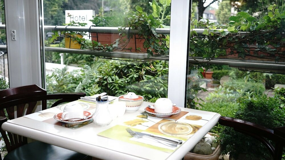 Фото Entrée Hotel Groß Borstel