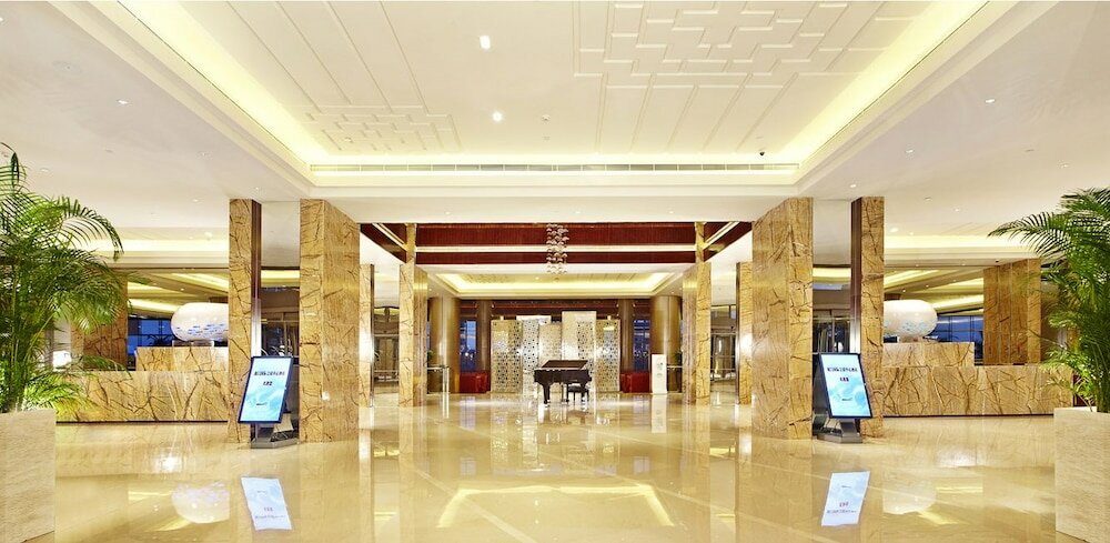 Фото Xiamen International Conference Center Hotel