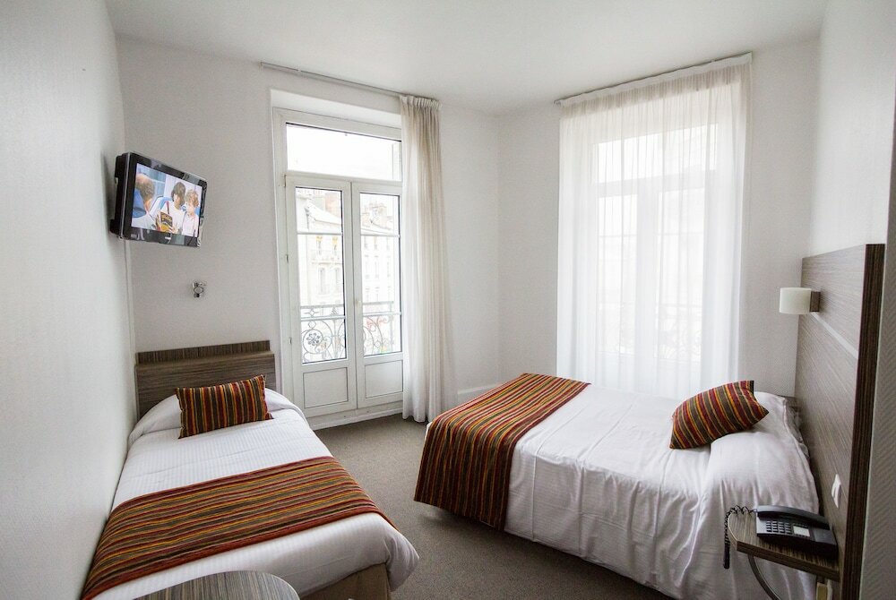 Фото Hôtel de l'Europe Grenoble Hyper Centre