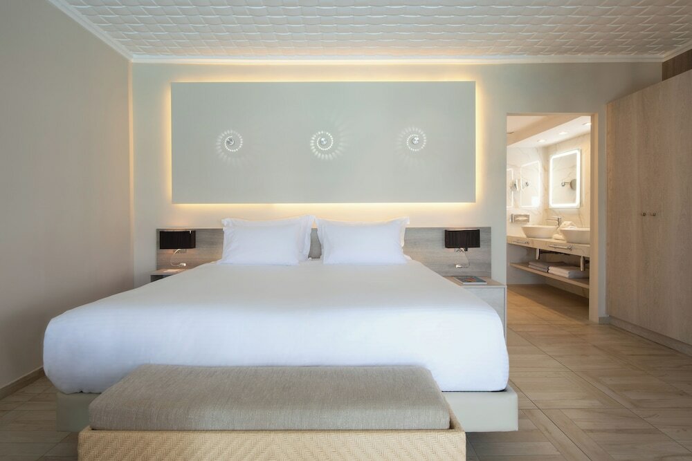 Фото Mitsis Royal Mare