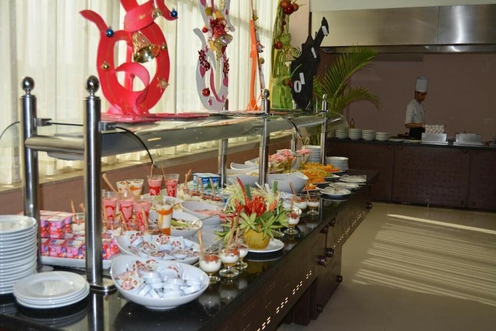 Фото The Guard Hotel