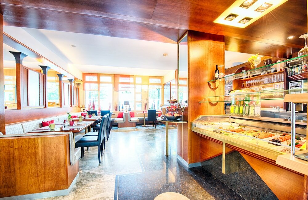 Фото Leonardo Hotel München City West