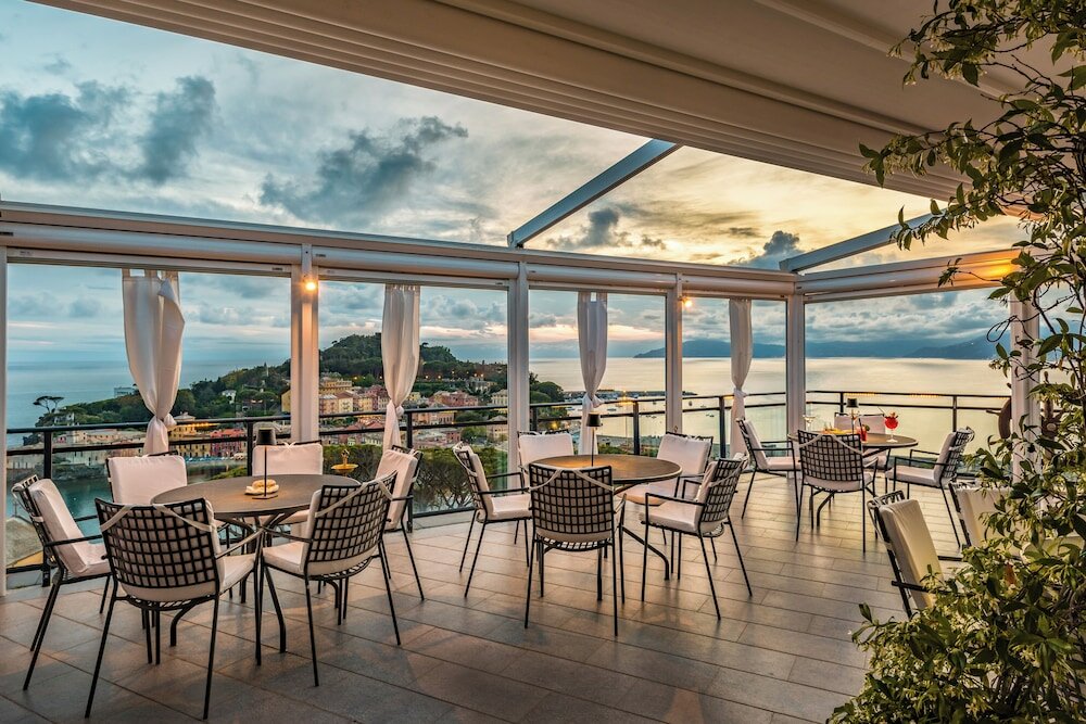 Фото Hotel Vis à Vis