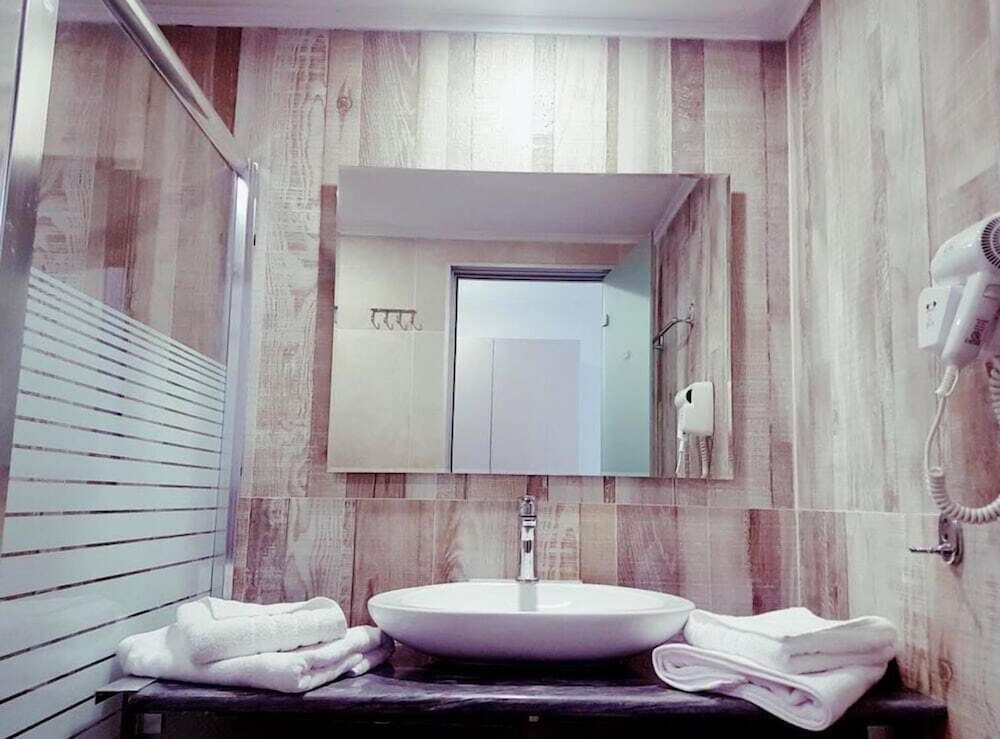 Фото La Luna Hotel