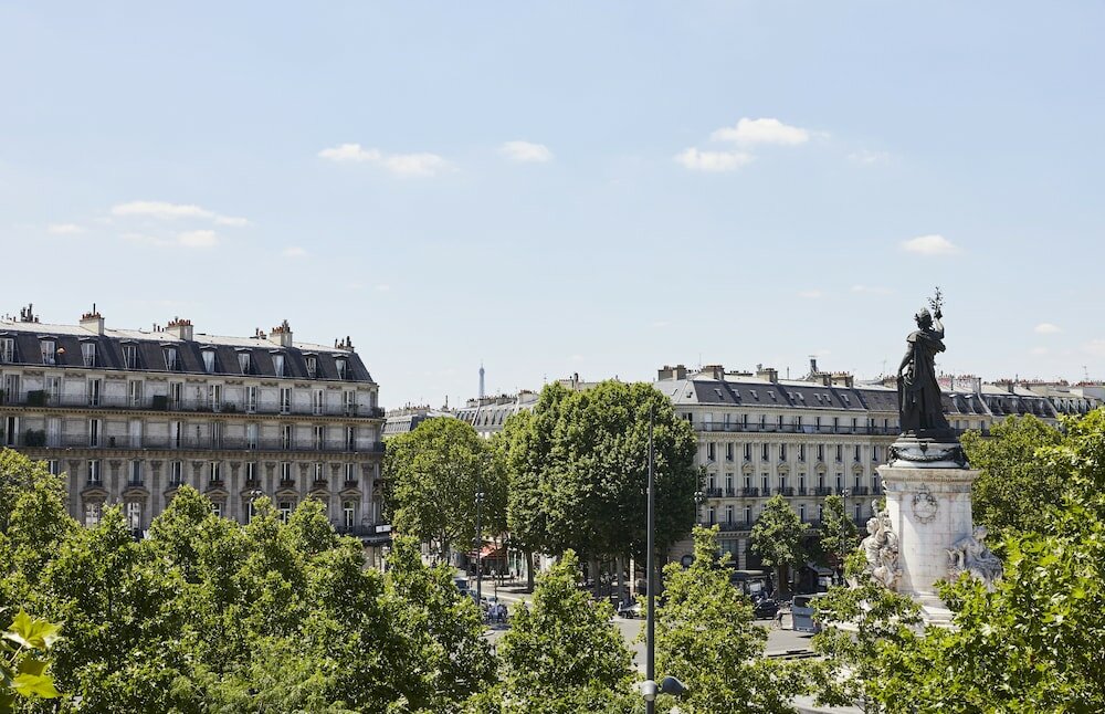 Фото Crowne Plaza Paris Republique