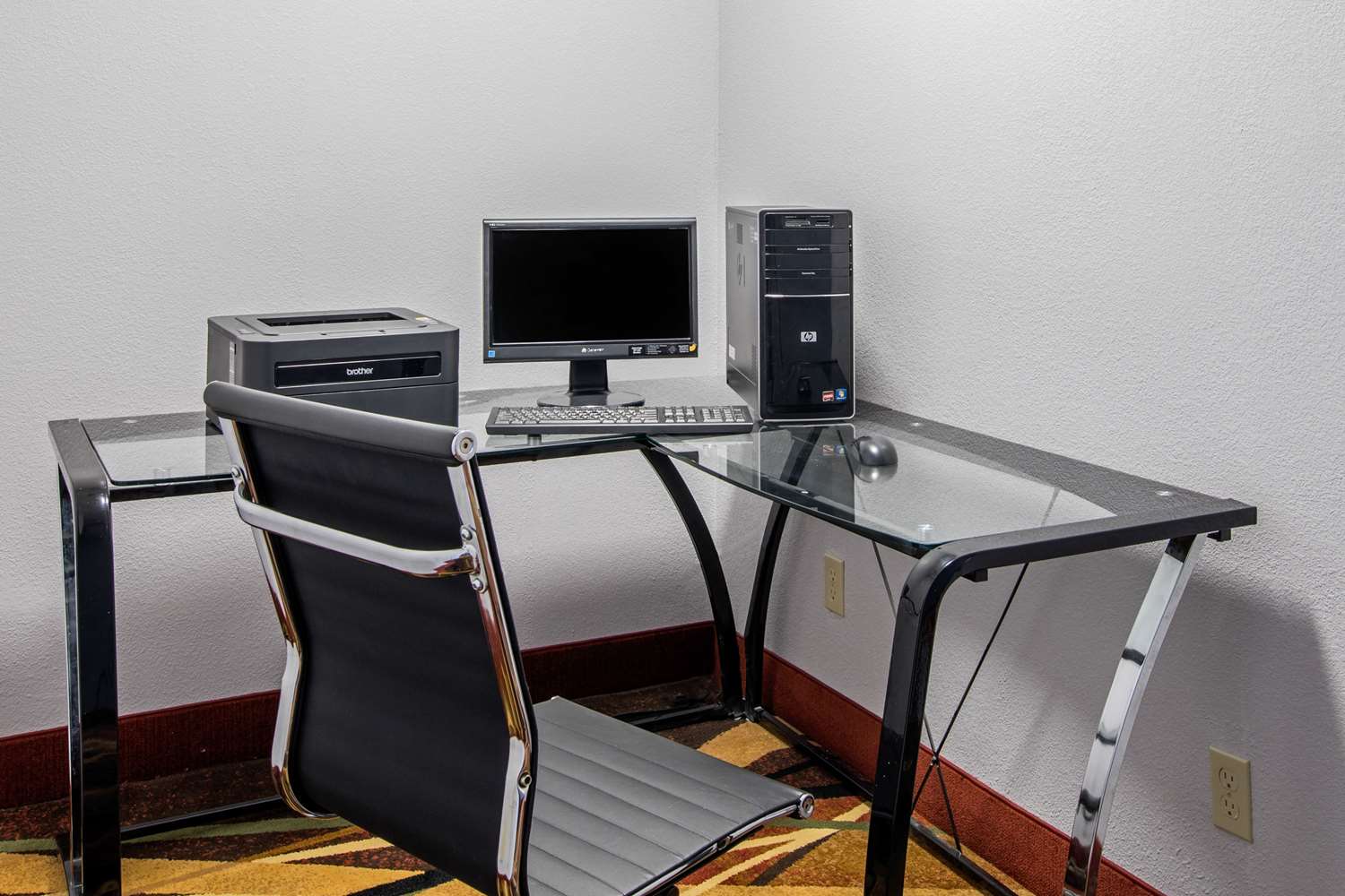 Фото Quality Inn & Suites Albuquerque North near Balloon Fiesta Park