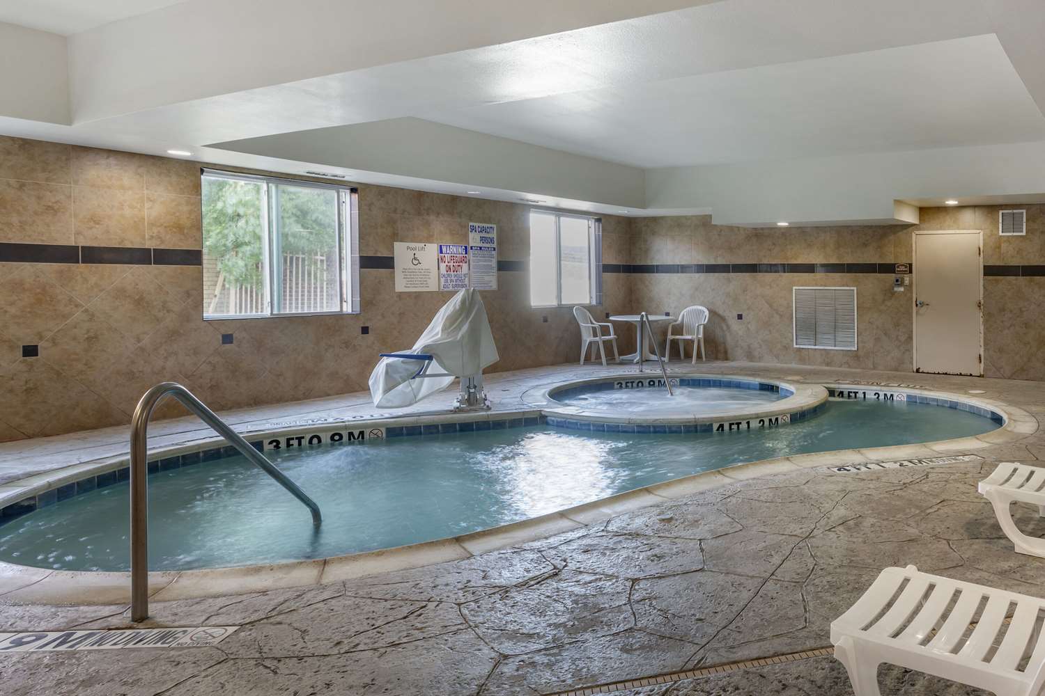 Фото Comfort Suites Plano - Dallas North