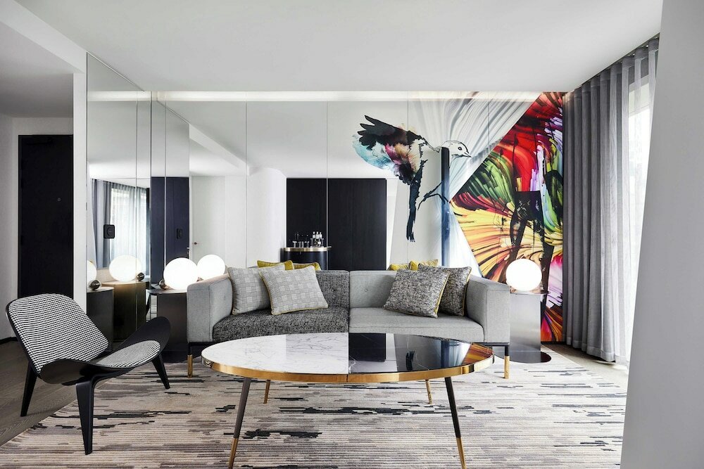 Фото W Melbourne