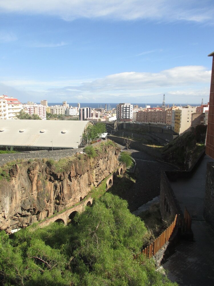 Фото Hotel Escuela Santa Cruz