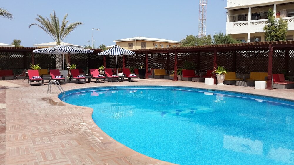 Фото отеля 2