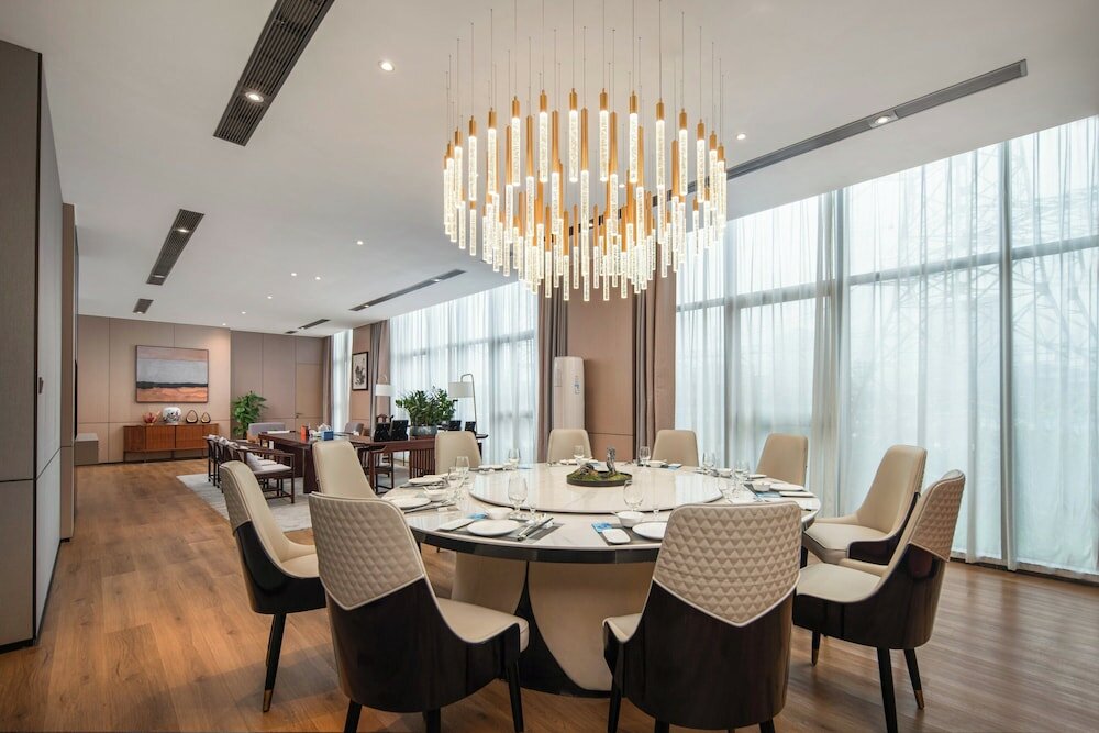 Фото Holiday Inn Express: Shenzhen Longhua