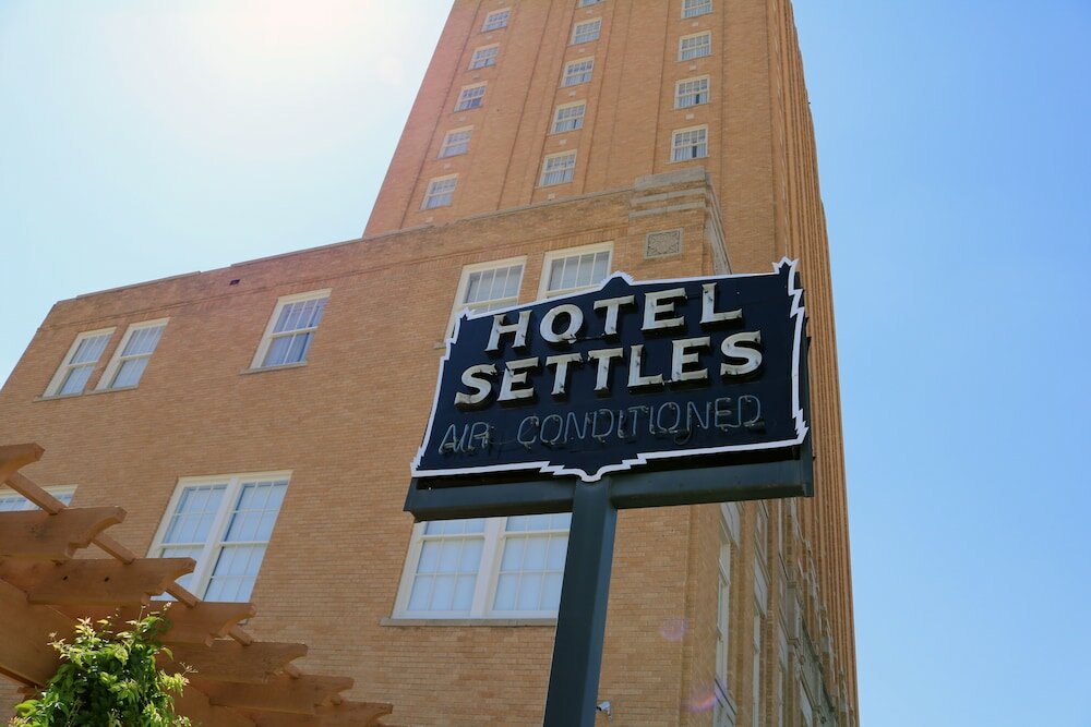 Фото Hotel Settles