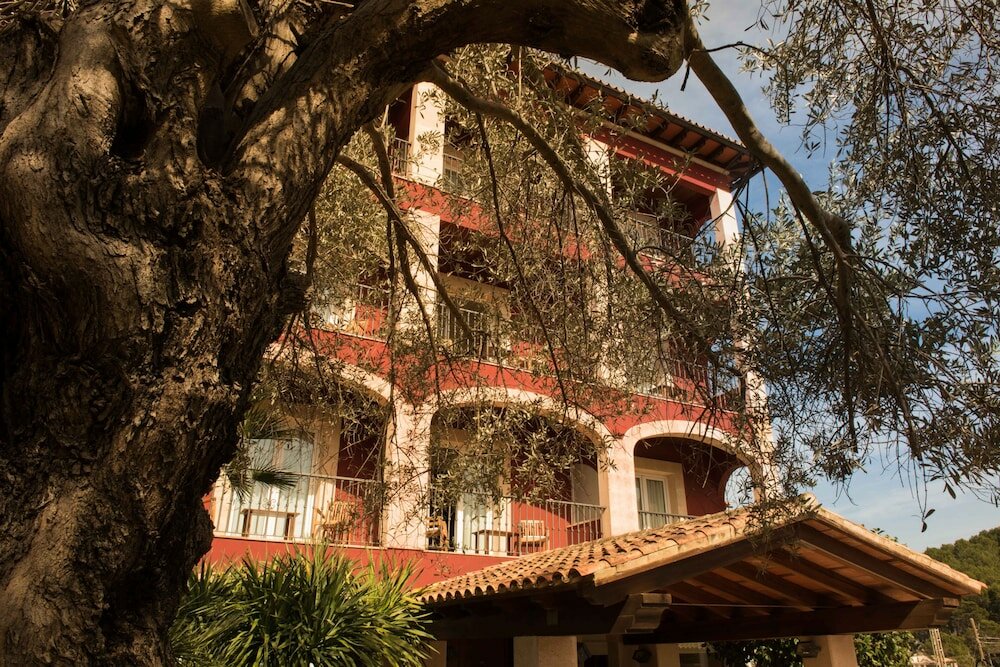 Фото Hotel Cala Sant Vicenç - Adults Only + 16