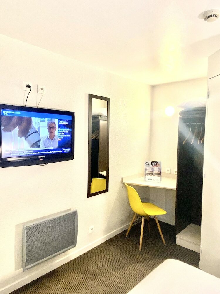 Фото Brit Hotel  Lyon Nord Dardilly