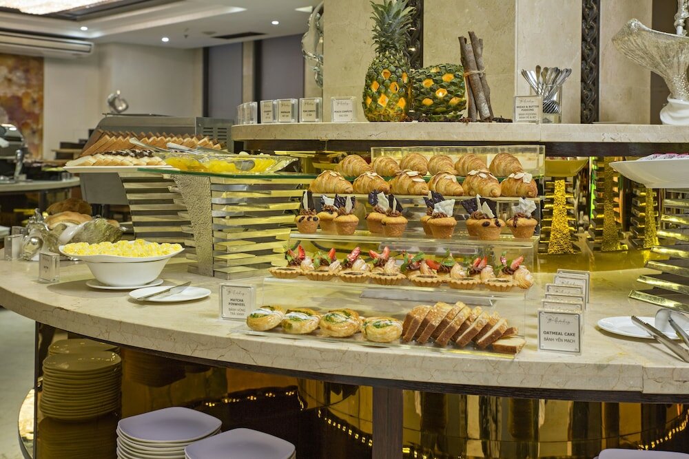 Фото Holiday Beach Hotel Danang