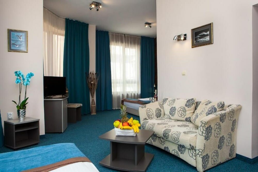 Фото Hotel Plaza Opera