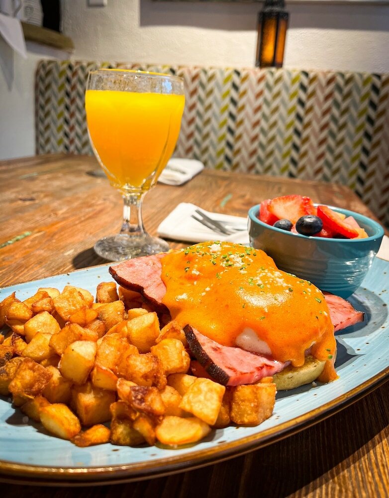 Фото The Historic Taos Inn