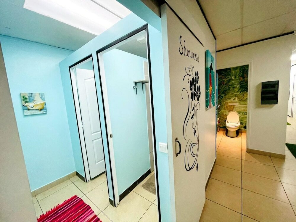 Фото Mahana Lodge Hostel & Backpacker